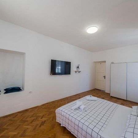 Seafront Apartments Karlo Kaštela Esterno foto