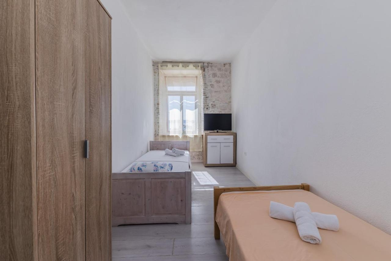 Seafront Apartments Karlo Kaštela Esterno foto